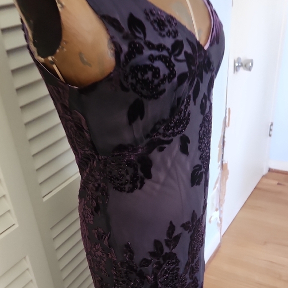 Robbie Bee Y2K Plum Velvet And Silk Beaded Dress - Picture 10 of 14